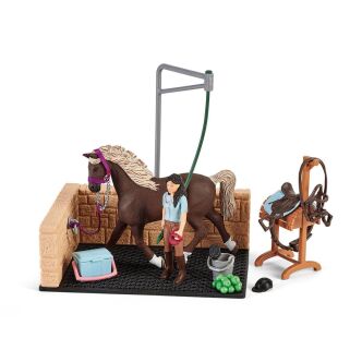 Schleich MYJNIA DLA KONI HORSE CLUB Z EMILY I LUNĄ (Schleich 42438)